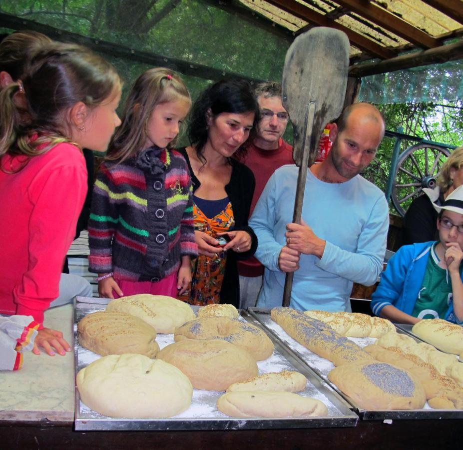 Camping Le P'Tit Bonheur Escaro Kültér fotó