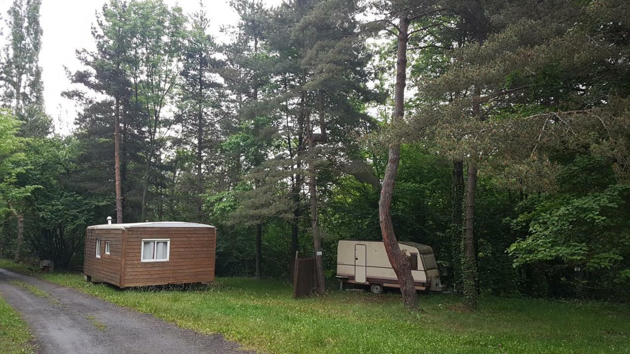Camping Le P'Tit Bonheur Escaro Kültér fotó